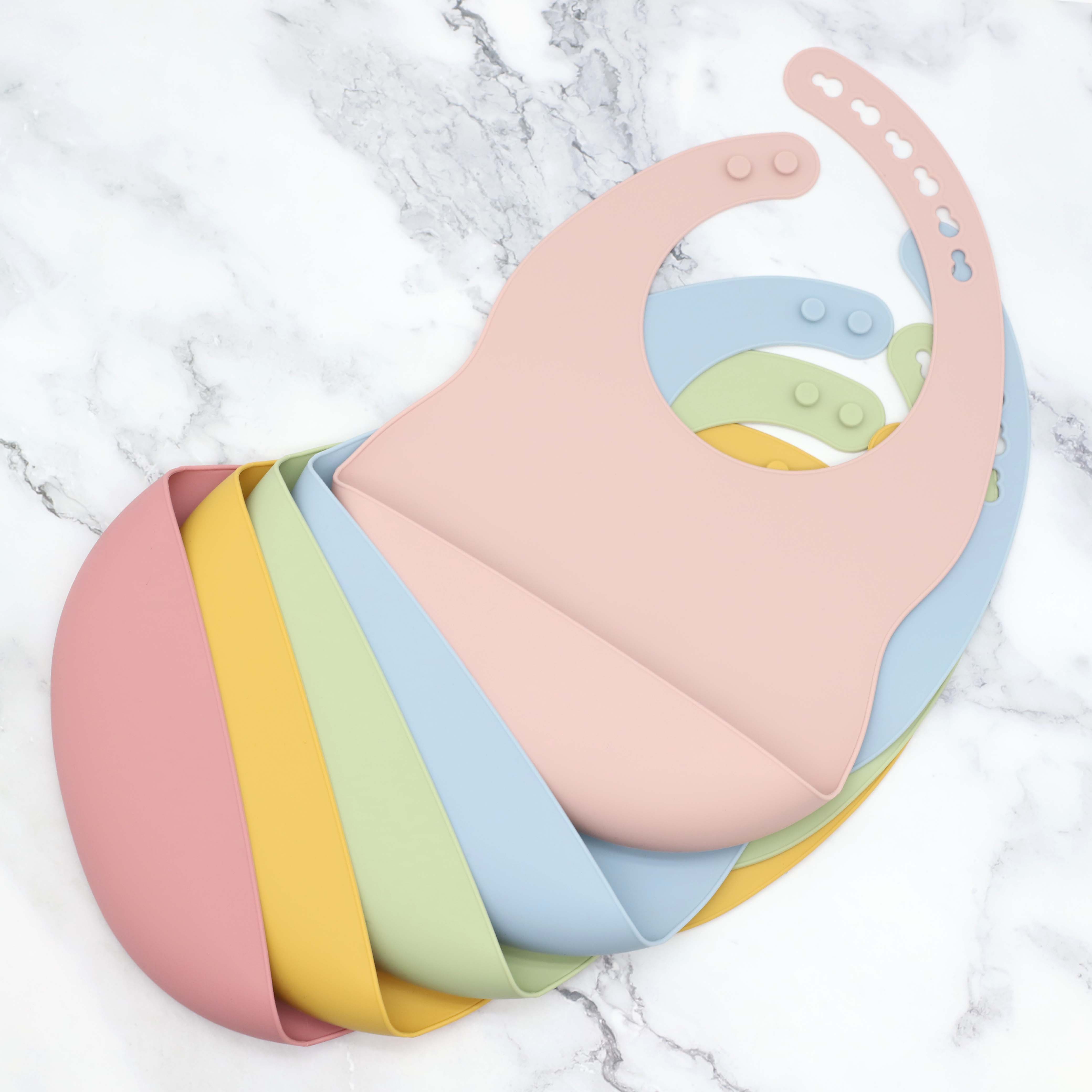 Nowy silikonowy śliniak dla ni – Silicone Baby Bibs recenzja i cena